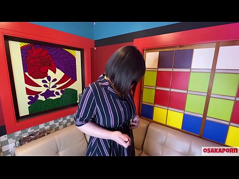 ❤️ Японская мілка з вялікімі сіськамі мастурбуе з дапамогай сэкс-цацак і адчувае аргазм. Яна распавядае ў інтэрв'ю пра свой ебаны вопыт. Вялізныя цыцкі і валасатая шапіках гучна стогнуць. Осакапорн Порна у нас be.onlydesiporn.ru ❌️